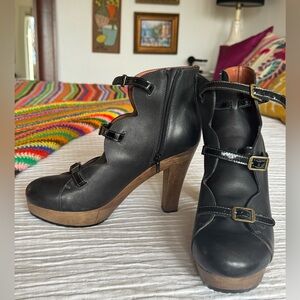 See By Chloe Black Leather Heeled Boots